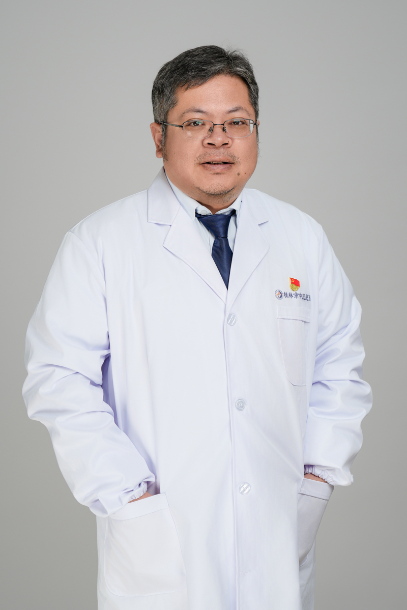 名医推荐|脊柱骨科主任肖长晖:精准诊治,用专业守护患者“顶梁柱”！