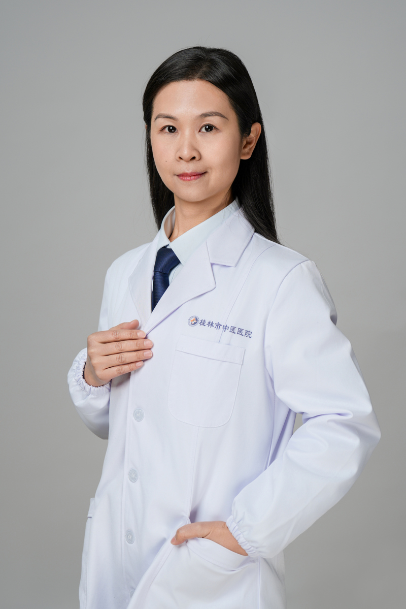 专家推荐|妇科副主任医师曾冲：医心仁术，呵护女性健康