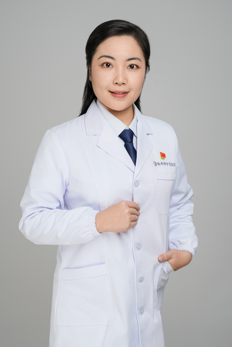 名医推荐|内分泌科负责人李慧灵:攻坚克“糖”,解“泌”难题,守护代谢平衡